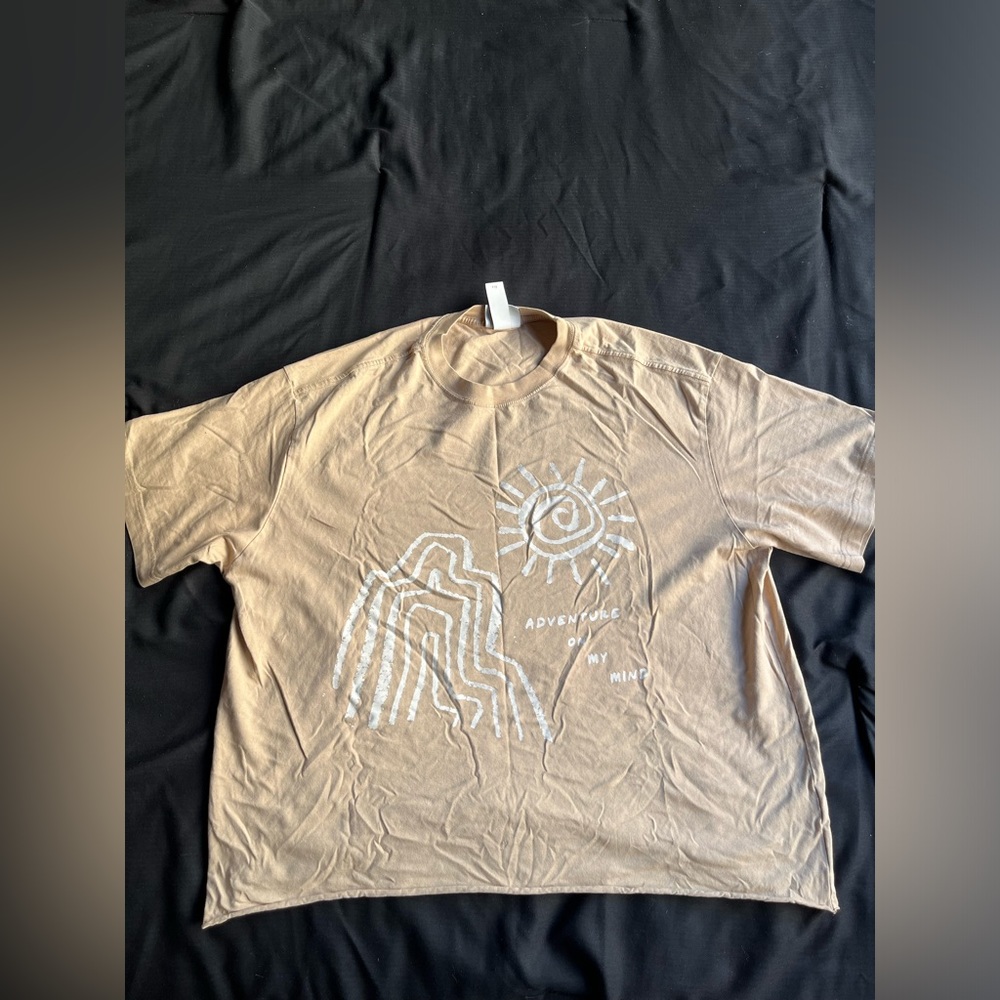 "Adventure on my mind" Graphic Tee